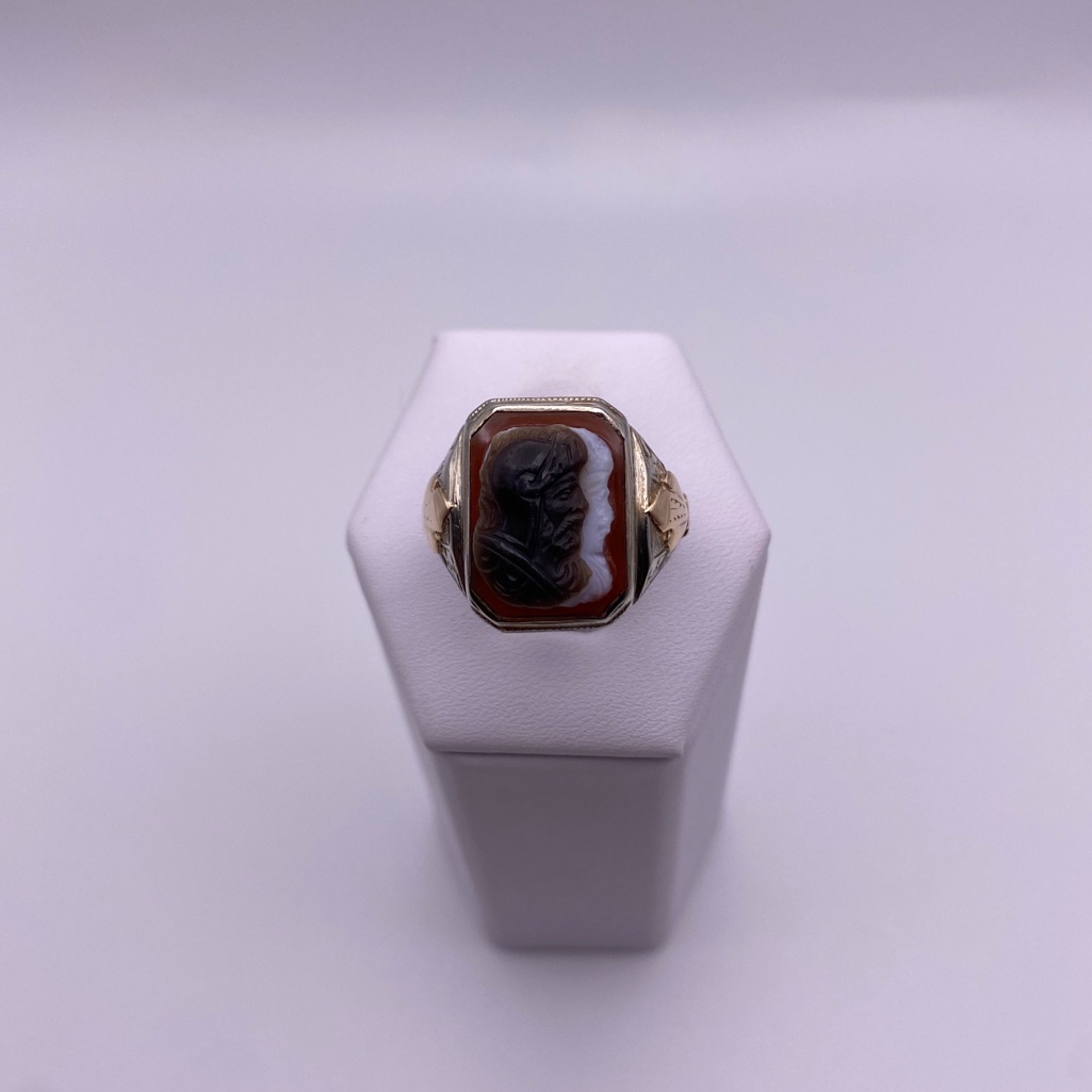 10k Gold Mens Cameo Ring
